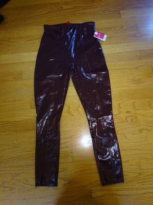 Nuevo Leggings Spanx Imitación Charol Rubí Talla S Petite Foto 1 de 4
