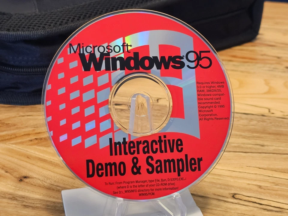 ULTRA RARE: Microsoft Windows 95 Interactive Demo and Sampler (Variant 4) - Image 1 of 1