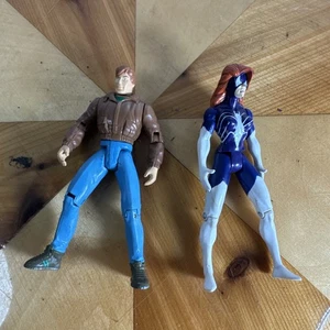 Toy Biz Marvel Spider-man Vintage 1994 Peter Parker 5" & Spider Woman Bnk3 - Picture 1 of 3