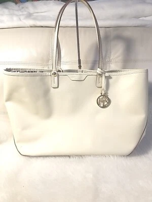 Henri Bendel Bag X Large West 57 Tote Satchel  Beige Ivory 20x11! Classy! - Image 1 of 4