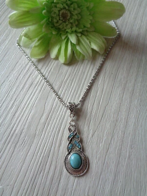 Silberne Popcornkette "Geflochtener Anhänger - türkis Howlith Edelstein Imitat" - Bild 1 von 2