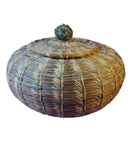 Hand Woven Basket Lid Multicolored Boho Snake Charmer Pine Needles Grass Vintage - Picture 1 of 9