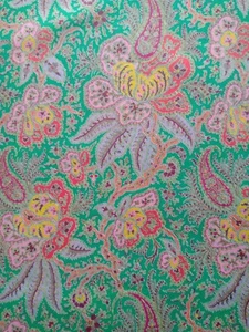 Remnant Kaleidoscopic Floral A - Liberty Tana Lawn cotton approx 44 x 30 cm - Picture 1 of 3