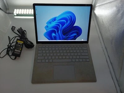 Surface Laptop  (4025) w/charger.i5-7300U.8GB.13.5"2k Touch.256GB M.2.W11Pro - Image 1 of 4