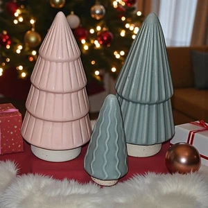 Target Bullseye Keramik Bauernhaus Weihnachtsbaum blau grün rosa - Bild 1 von 5