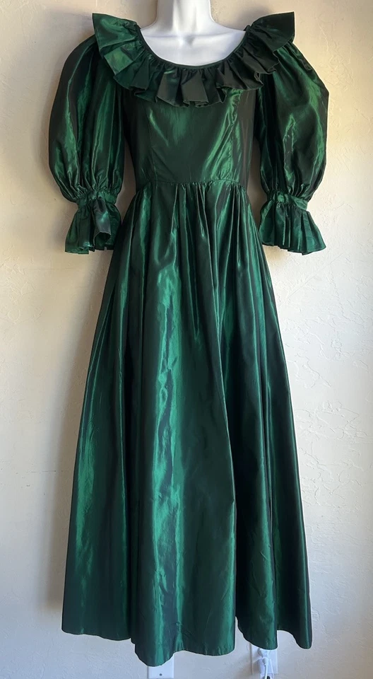 Vintage Emerald Green Taffeta Prairie Gown XXS XS Formal Holiday Romantic 70s - Image 1 of 4