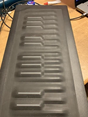 Roli Seaboard Rise 25 Midi Controller Multi-Dimensional MPE - Image 1 of 4