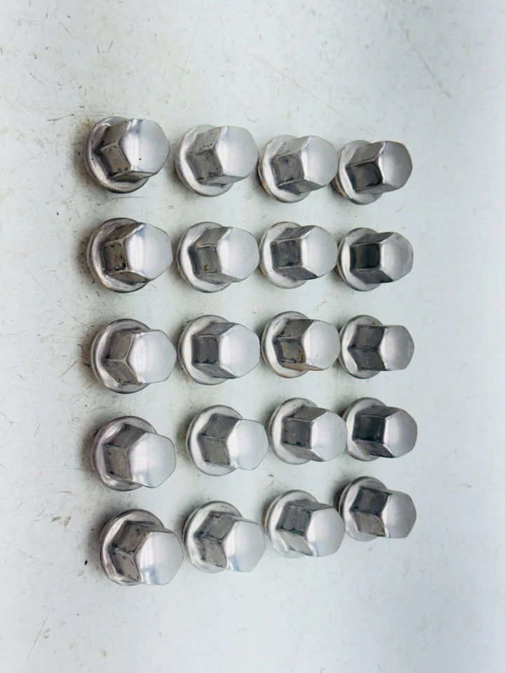 Juego de 20 tuercas de buje de llanta genuino GM Chevy Cadillac Pontiac 2005-2024 OEM Foto 1 de 3