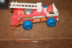 FISHER PRICE FIRE ENGINE - Feuerwehrauto - Vintage 1968 Rar Selten Sammler - Bild 1 von 7