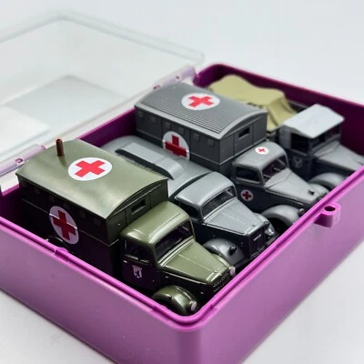 Colección de coches (4 piezas) Eastern Front Field Medics - Ambulancia Wehrmacht 1/87 H0 Foto 1 de 4