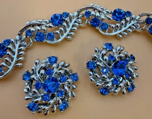 Vintage Signed STAR Silver Tone Blue Rhinestone Bracelet & Clip on Earrings - Picture 1 of 12