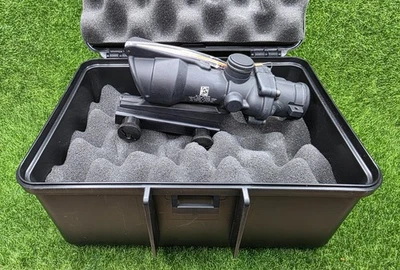 Mira telescópica Trijicon TA31F ACOG 4x32 iluminada roja Chevron Flattop .223 - 100215 Foto 1 de 4