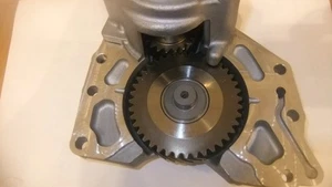 1132A168 MITSUBISHI OUTLANDER GEAR ASSY BALANCER SHAFT NEW GENUINE 11320A097 - Picture 1 of 5