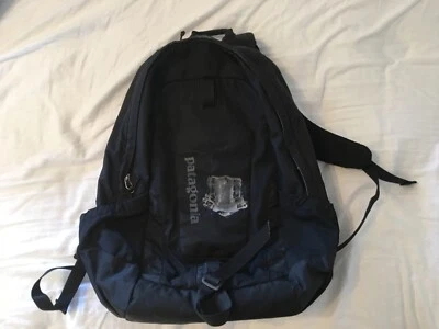 Mochila Patagonia Yerba 22L 22 litros negra - Otoño 2011 - Paquete de día para caminata portátil Foto 1 de 4