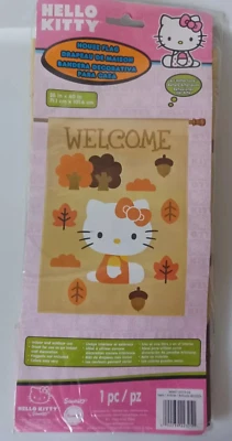 Hello Kitty Bienvenida Jardín Bandera Interior Exterior 28" X 40" Sanrio Hojas Otoño Nuevo en Paquete Foto 1 de 3