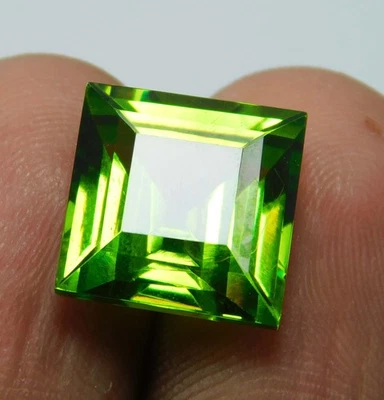 Natural Green Peridot 9.67 Ct Square Cut CERTIFIED Jewelry Making Gemstones - Image 1 of 4