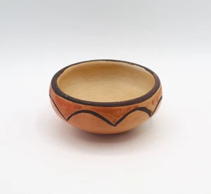 Historische Hopi gelbe Ware Schüssel unsigniert polychrom Cameron AZ 3,75" W EDNA13 - Bild 1 von 7