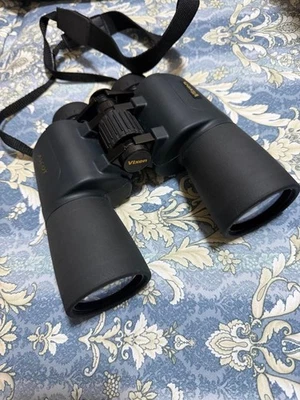 Vixen Ascot ZR 10x50 WP Waterproof Binoculars Wide Angle Black w/ Case Lens Cov - Image 1 of 2