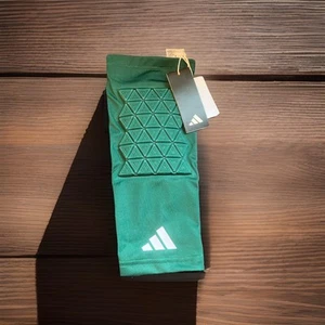 ADIDAS AeroReady Padded Knee Sleeve green white Men’s IP8956 $35 - Picture 1 of 13
