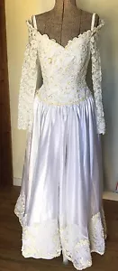 Wedding Dress Princess Ball Gown White Off Shoulder Long Sleeve Lace Bead VTG - Picture 1 of 10