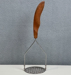 Vintage Cutco No. 14 Potato Masher Brown Wood Handle Made In USA - Picture 1 of 9