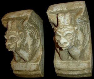 Coppia Staffe Notre-Dam Gargoyle Applique Mitica Decorazione Parete Casa Finitura Antica - Foto 1 di 6