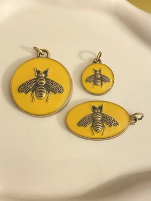 Lot Of 3 Gucci Bee Zipper Pull Button Stamped Charms (Yellow) - Image 1 of 3