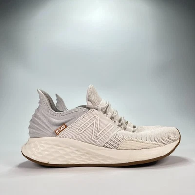 New Balance Fresh Foam Roav Blanco Gris Ligero Zapatos para Correr para Mujer Talla 6.5 Foto 1 de 4
