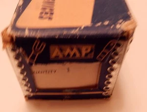 1961 AMP Connector Kit **Original und schwer zu finden**  - Bild 1 von 4