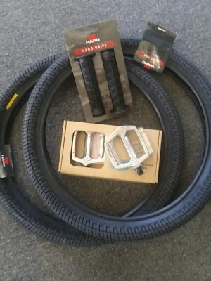 MS-4 tires (pair) silver pedals (9/16) grips & consumer tools - Image 1 of 3