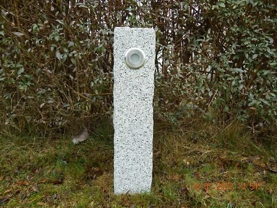 LED Gartenlampe Teichlampe Außenleuchte Wegeleuchte echter Stein 230 V  Granit - Bild 1 von 4