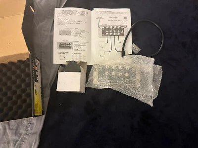 Channel Vision Cvt-2/8wb 2x8 Amplified Splitter for Standard/wide-band HDTV - Image 1 of 3