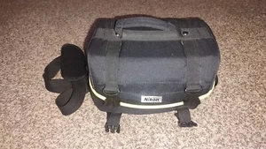 Nikon D60 Digital SLR Camera - Black w/18-55mm & 55-200mm Lens - Picture 1 of 24