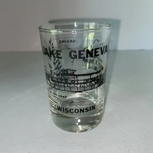 Vaso de beber de doble tiro Lake Geneva Wisconsin Lady of the Lake Riviera - Imagen 1 de 6