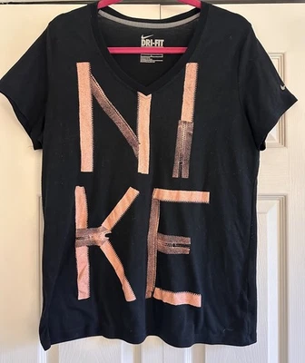 Nike Dri-Fit T-Shirt  Women’s Size: Large  Black/Pink   NIKE LOGO  - Image 1 of 4
