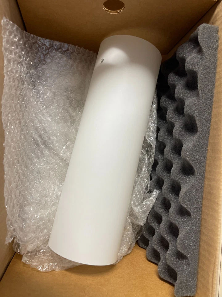 Cilindro de vidrio blanco Bruck Lighting Titan 4" x 11,9" vidrio de repuesto solamente Foto 1 de 4