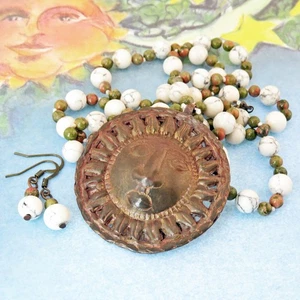 Reclaimed Treasures -- Rustikale Howlith Sonne Halskette und Ohrringe von SoniaMcD - Bild 1 von 10