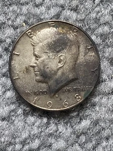1968 D KENNEDY HALF DOLLAR $.50 COIN 40% SILVER UNITED STATES DENVER MINT USA - Picture 1 of 2