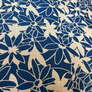 Fabric Lot 4 Yds 32 Ins 55 W Dress Fabric Martinique Blue White Daisy Jacquard - Picture 1 of 6