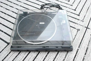 Pioneer PL-570 Belt-Drive Turntable - Picture 1 of 7