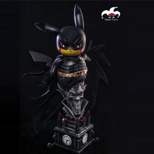 Christian Bale Batman Cosplay Pikachu Resina Modelo Estatua Pintada En Stock 28cm - Imagen 1 de 6