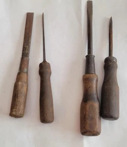 4 Vintage Wood Handle Screwdrivers And Chisels - Picture 1 of 7