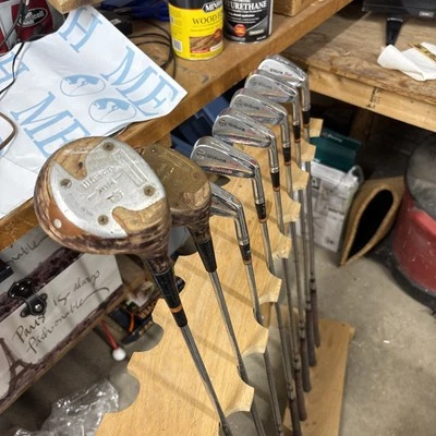 Juego de suela de hierro y madera Wilson Staff Dynapower Turfrider diestro 1,4 madera 3-9 hierros  Foto 1 de 4