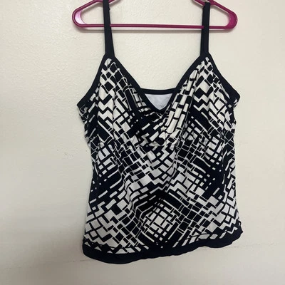APT. 9 Traje de baño Tankini Top para mujer talla grande 24W negro blanco traje de baño top Foto 1 de 4