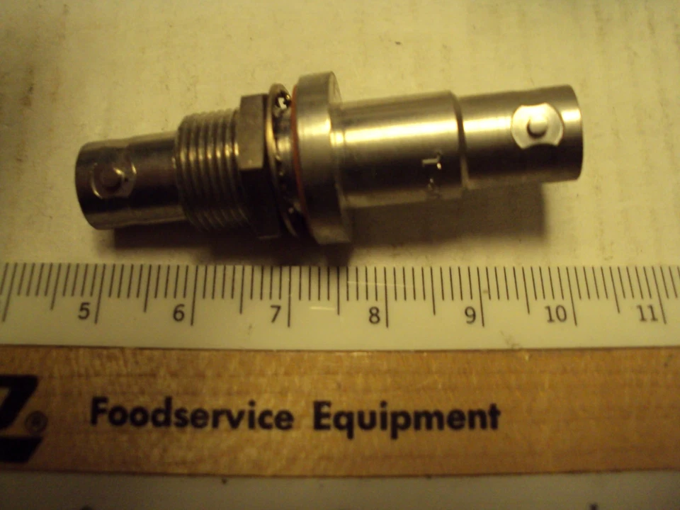 SHV bulkhead o-ring seal connector; Kings 1709-1; used - Image 1 of 1