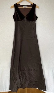 La Belle Damen braun Samt Maxi Taft Kleid Babydoll 90er Y2K Goth Grunge 5 - Bild 1 von 9