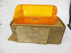 1972 DODGE POLARA RIGHT SIDE PARK LITE LENS (AMBER) NOS MOPAR P/N# 3621694 W/BOX - Picture 1 of 3