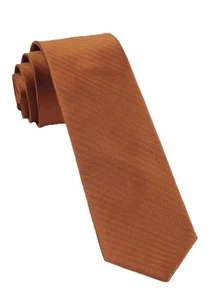 Corbata Sound Wave Herringbone naranja quemada – 3” de ancho – The Tie Bar – Mensware - Imagen 1 de 4