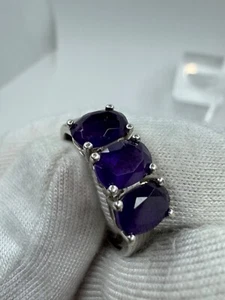 Women's Ukraine Silver 925 Ring Casual Sophisticated and Beautiful 9.25 size - Picture 1 of 14