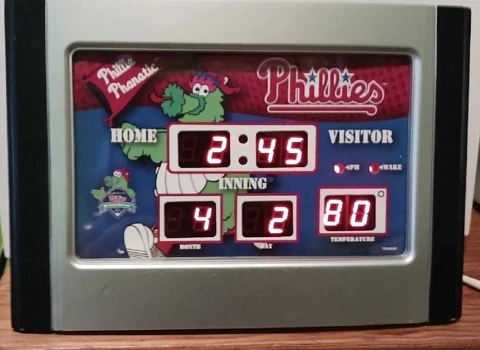 Philadelphia Phillies. Phillie Phanatic Scoreboard Alarm Clock. TESTED WORKS Cover